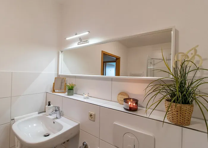 Bergliebe I Balkon I Aufzug I Stellplatz * Schwarzenberg (Saxony)